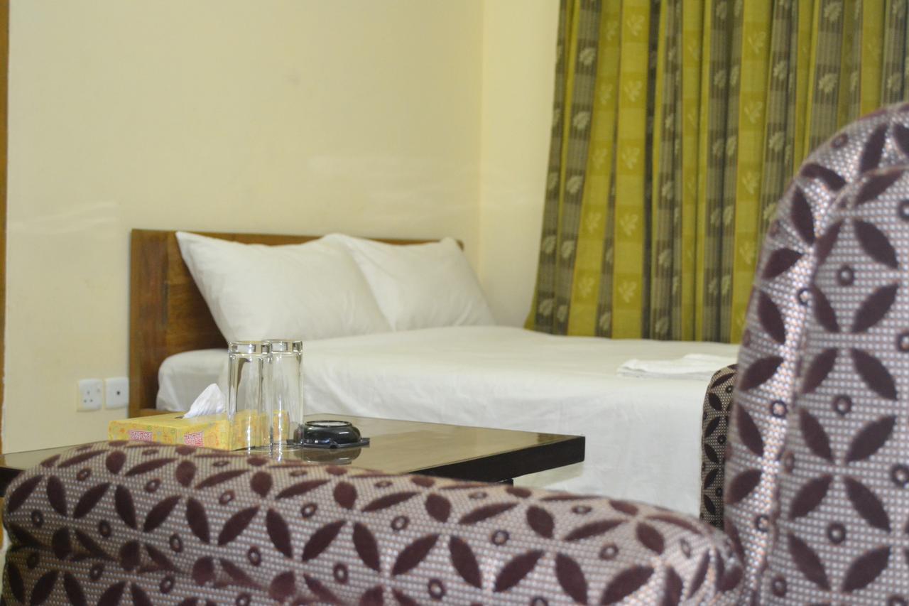 Hill Tower Hotel & Resort Cox's Bazar Extérieur photo