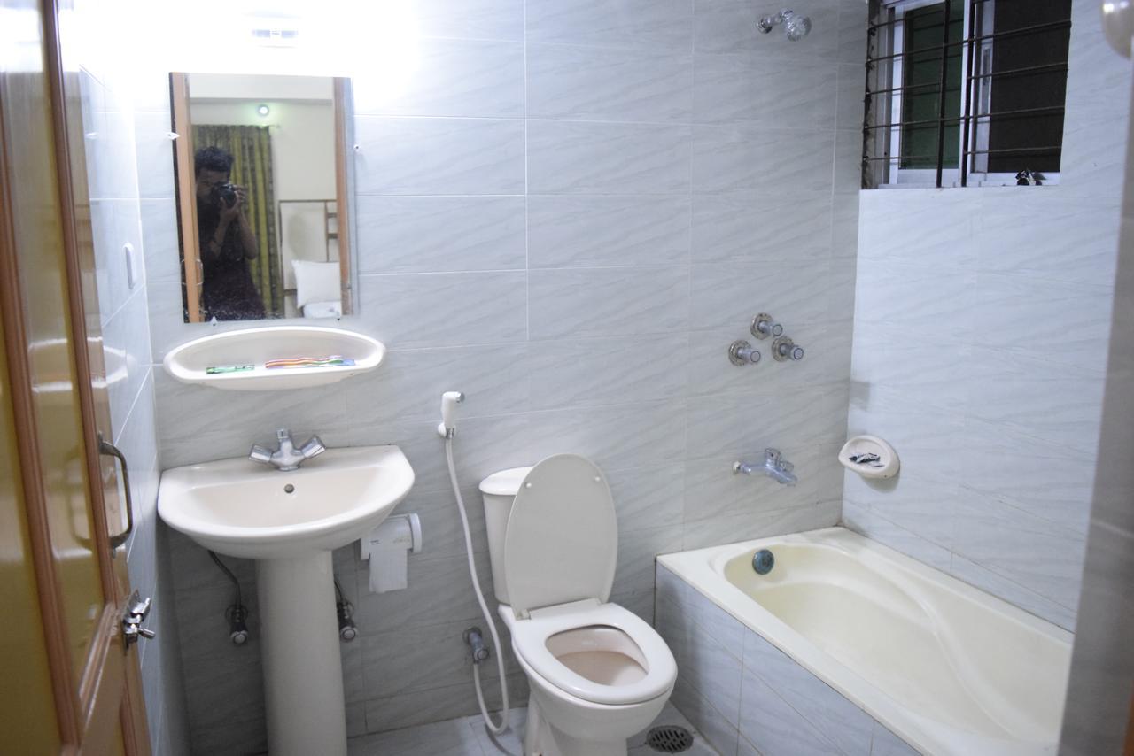 Hill Tower Hotel & Resort Cox's Bazar Extérieur photo